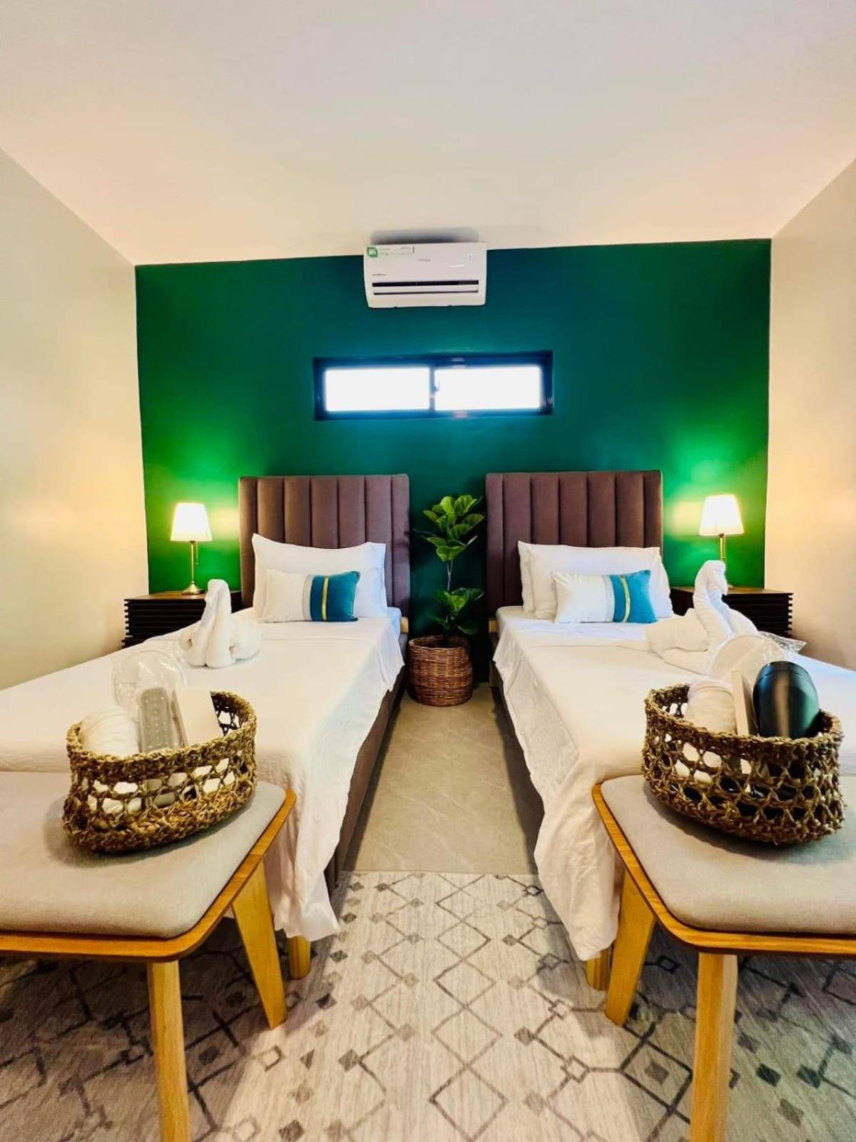 Tambisan Resort 圣胡安 外观 照片